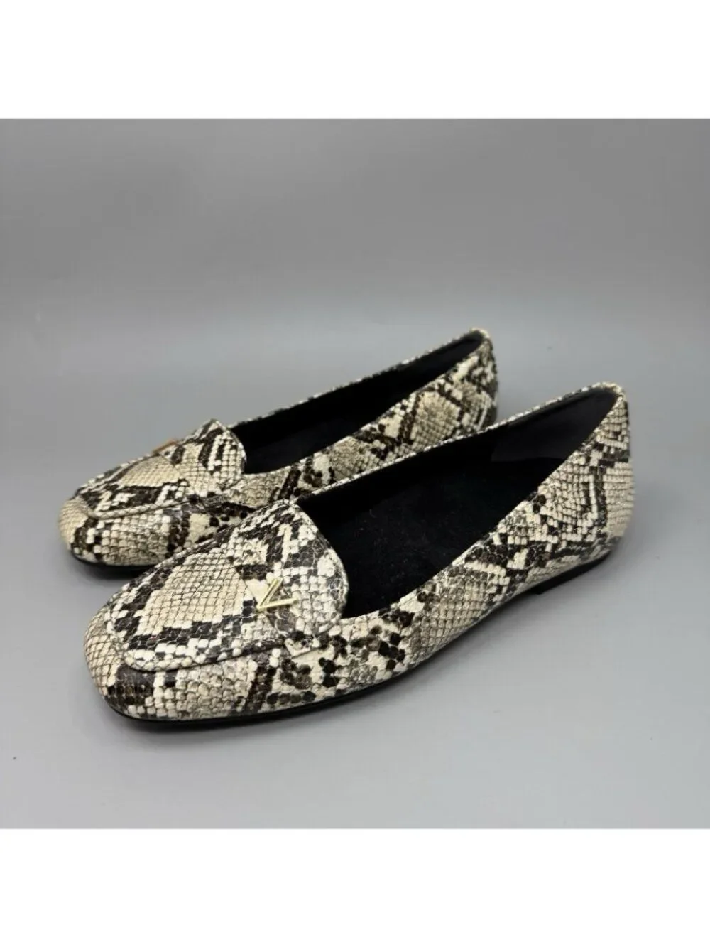 Vionic Hayes Loafer Women's 7 Snake Print Slip On Casual